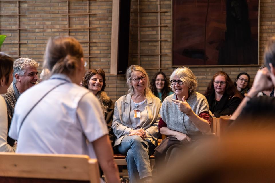 VRT Voorleesclub bij UZ Gent - © Simon Bequoye en Iedereen Leest