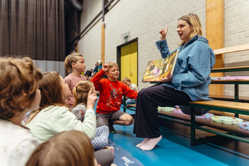 © Michiel Devijver en Iedereen Leest